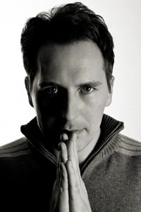 Michael Zelbel thinking about a post for SmokingStrobes.com